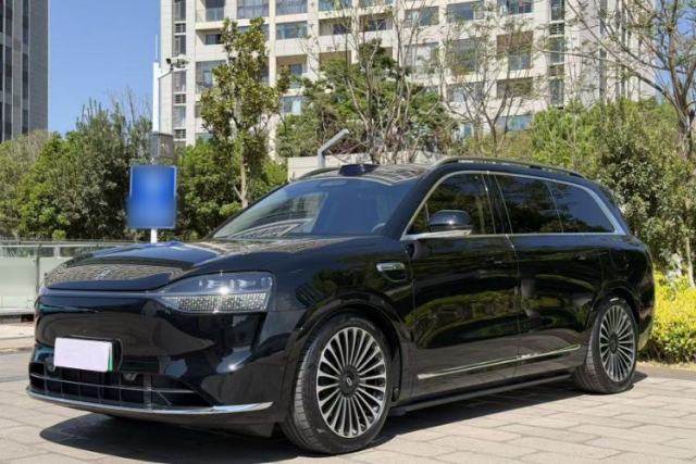 Used Hima AITO M9 2025 Extended-Range Ultra Version 52 kWh 6-Seater