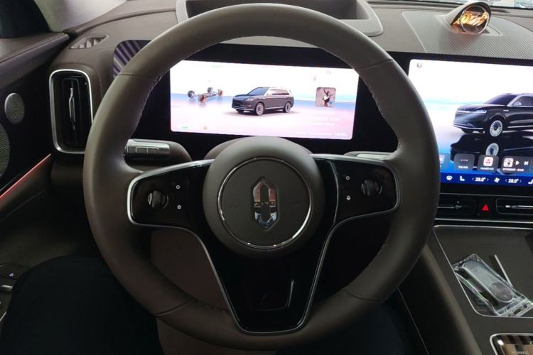 Used Hima AITO M9 2025 Extended-Range Ultra Version 52 kWh 6-Seater Steering Wheel