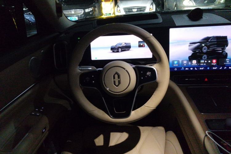 Used Hima AITO M9 2025 All-Electric Max Version 100 kWh 6-Seater Steering Wheel