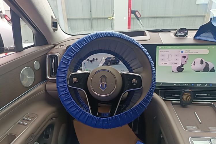 Used Hima AITO M9 2025 Pure Electric Ultra Version 100 kWh 6-Seater Model Steering Wheel