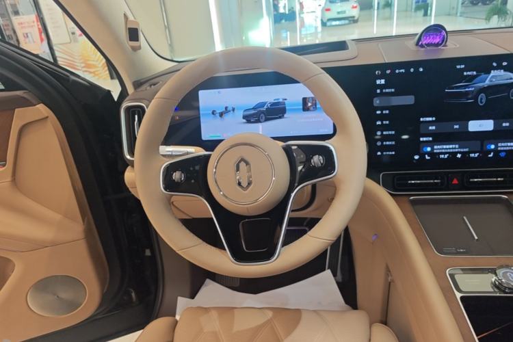 Used Hima AITO M9 2025 Extended-Range Ultra Version 52 kWh 6-Seater Steering Wheel