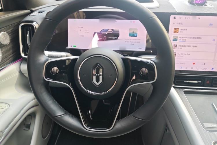 Used Hima AITO M9 2025 Pure Electric Ultra Version 100 kWh 6-Seater Model Steering Wheel