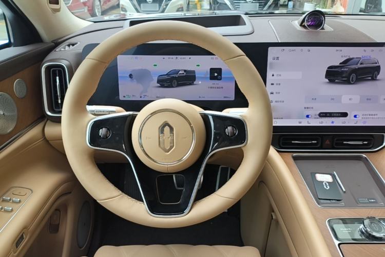 Used Hima AITO M9 2025 Extended-Range Max Version 52 kWh 5-Seater Edition Steering Wheel