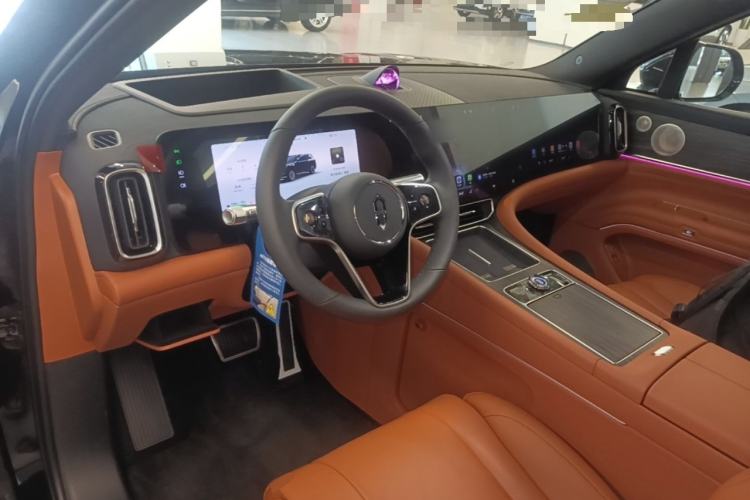 Used Hima AITO M9 2025 Extended-Range Ultra Version 52 kWh 6-Seater Steering Wheel