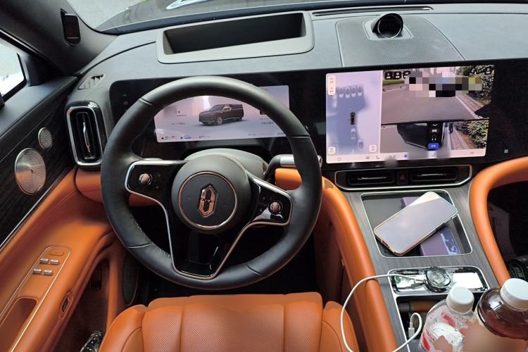 Used Hima AITO M9 2025 Extended-Range Max Version 52 kWh 5-Seater Edition Steering Wheel