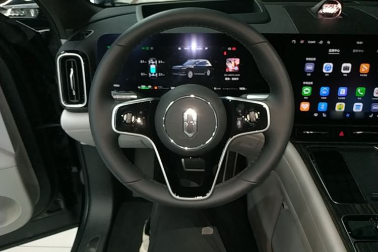 Used Hima AITO M9 2025 Extended-Range Max Version 52 kWh 5-Seater Edition Steering Wheel