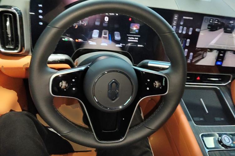 Used Hima AITO M9 2025 Extended-Range Ultra Version 52 kWh 6-Seater Steering Wheel