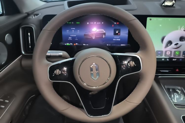 Used Hima AITO M9 2025 Extended-Range Ultra Version 52 kWh 6-Seater Steering Wheel
