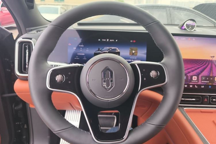 Used Hima AITO M9 2025 Extended-Range Ultra Version 52 kWh 6-Seater Steering Wheel