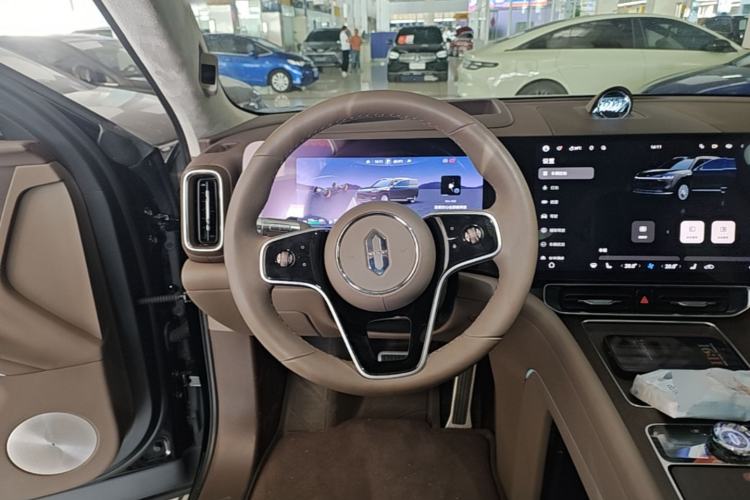 Used Hima AITO M9 2025 Extended-Range Ultra Version 52 kWh 5-Seater Edition Steering Wheel