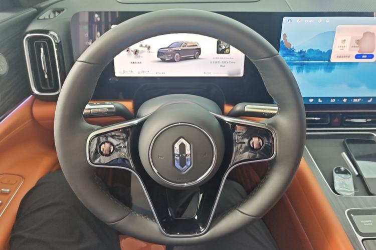 Used Hima AITO M9 2025 Extended-Range Ultra Version 52 kWh 6-Seater Steering Wheel