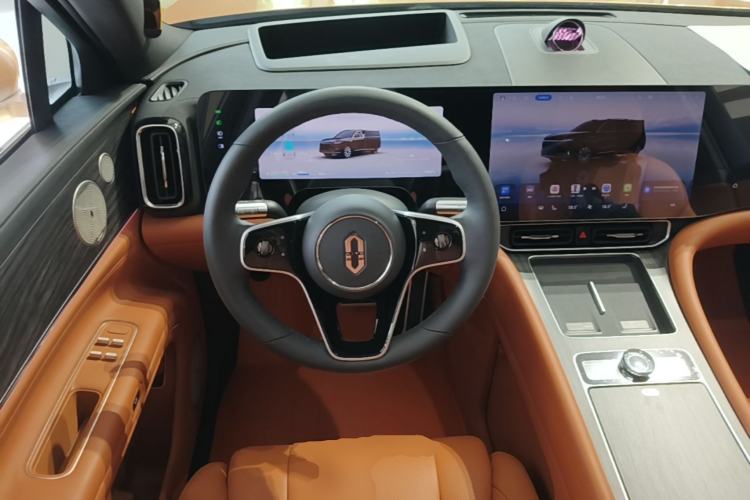 Used Hima AITO M9 2025 Extended-Range Ultra Version 52 kWh 6-Seater Steering Wheel