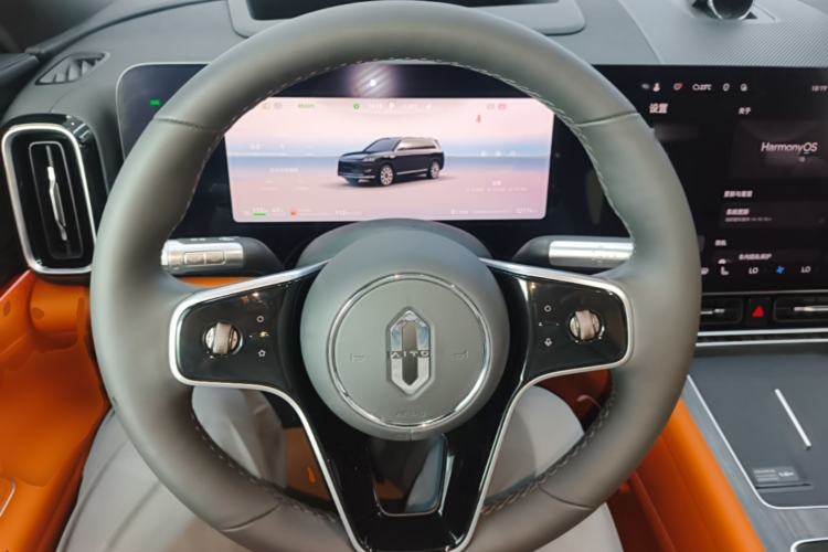 Used Hima AITO M9 2025 Extended-Range Ultra Version 52 kWh 5-Seater Edition Steering Wheel
