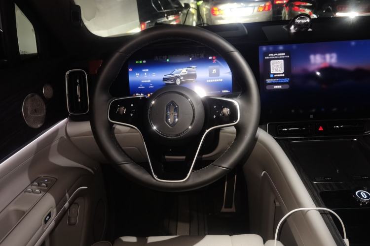 Used Hima AITO M9 2025 Extended-Range Ultra Version 52 kWh 6-Seater Steering Wheel