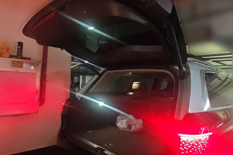 Used Hima AITO M9 2025 Extended-Range Max Version 52 kWh 5-Seater Edition Trunk