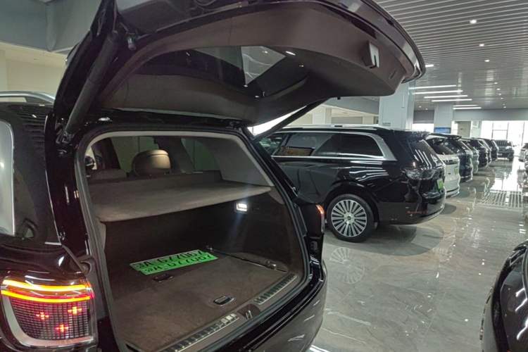 Used Hima AITO M9 2025 Extended-Range Ultra Version 52 kWh 5-Seater Edition Trunk