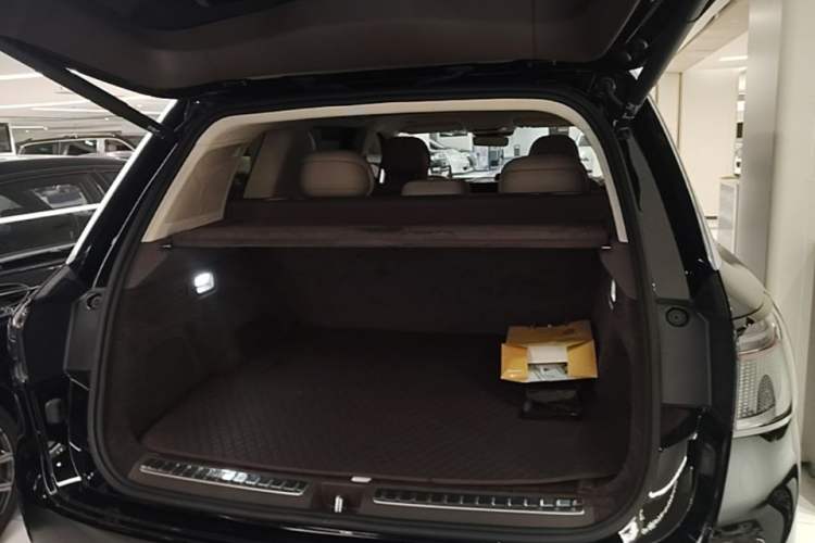 Used Hima AITO M9 2025 Extended-Range Ultra Version 52 kWh 5-Seater Edition Trunk