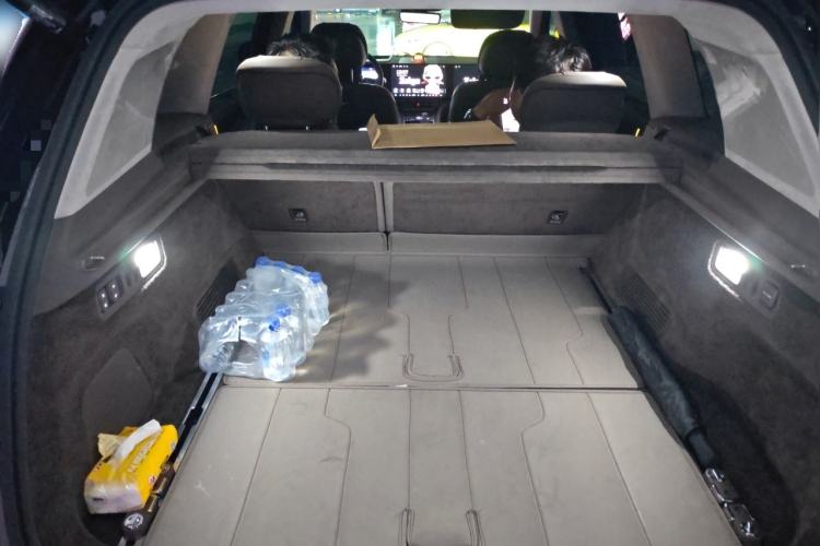 Used Hima AITO M9 2025 Extended-Range Max Version 52 kWh 5-Seater Edition Trunk