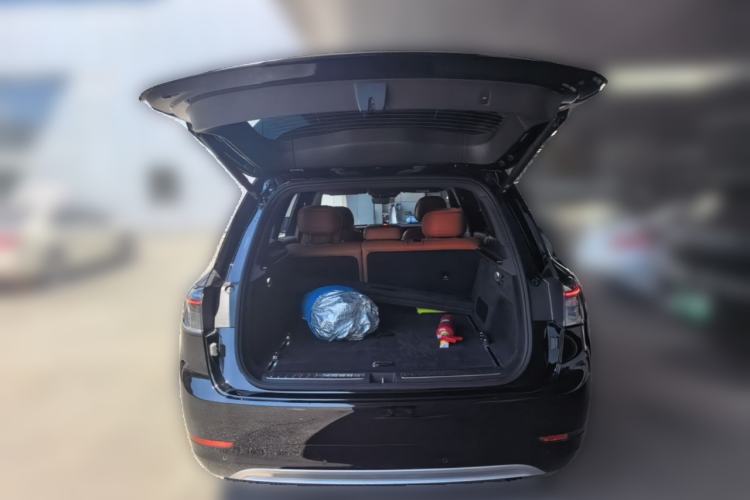 Used Hima AITO M9 2025 Extended-Range Max Version 52 kWh 5-Seater Edition Trunk