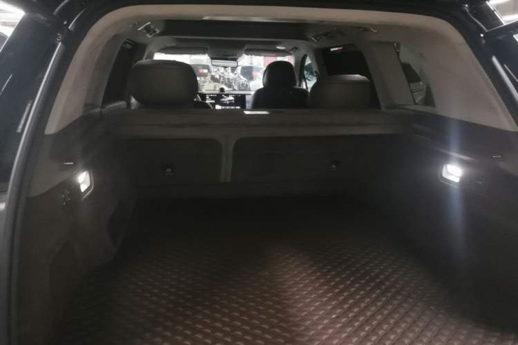 Used Hima AITO M9 2025 Extended-Range Ultra Version 52 kWh 5-Seater Edition Trunk
