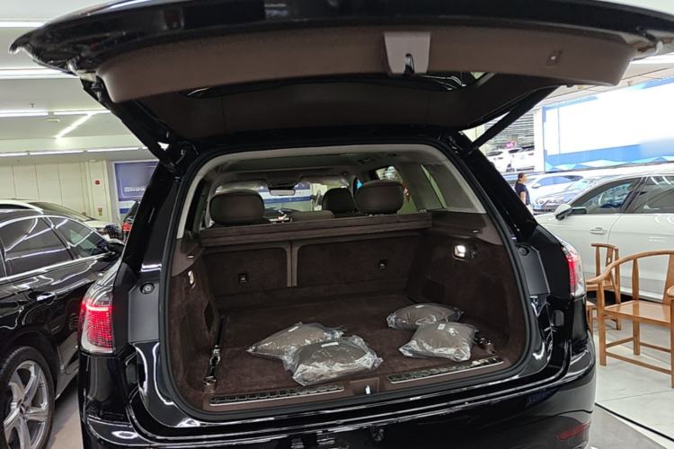 Used Hima AITO M9 2025 Extended-Range Ultra Version 52 kWh 5-Seater Edition Trunk