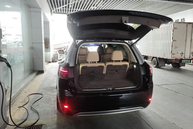 Used Hima AITO M9 2025 Extended-Range Ultra Version 52 kWh 6-Seater Trunk