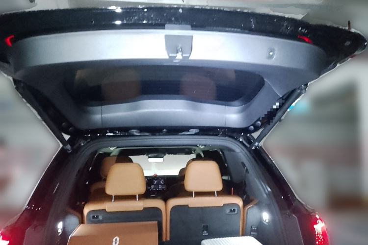 Used Hima AITO M9 2025 Extended-Range Max Version 52 kWh 6-Seater Edition Trunk