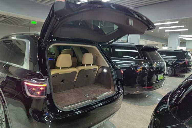 Used Hima AITO M9 2025 Extended-Range Ultra Version 52 kWh 6-Seater Trunk