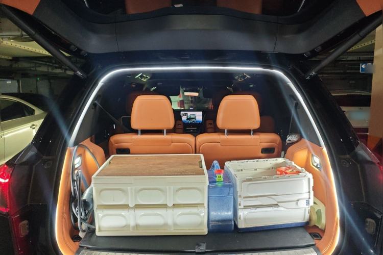 Used Hima AITO M9 2025 Extended-Range Ultra Version 52 kWh 6-Seater Trunk