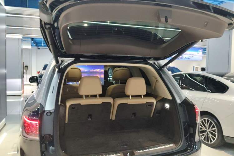 Used Hima AITO M9 2025 Extended-Range Ultra Version 52 kWh 6-Seater Trunk