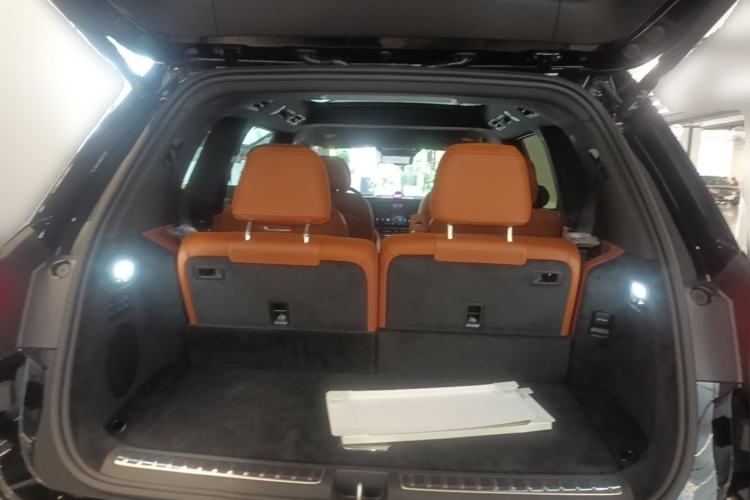 Used Hima AITO M9 2025 Extended-Range Ultra Version 52 kWh 6-Seater Trunk