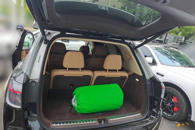 Used Hima AITO M9 2025 Extended-Range Ultra Version 52 kWh 6-Seater Trunk