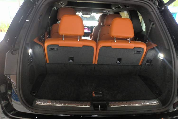 Used Hima AITO M9 2025 Model Range-Extended Ultra Edition 52kWh 6-seater (896-line LiDAR) Trunk