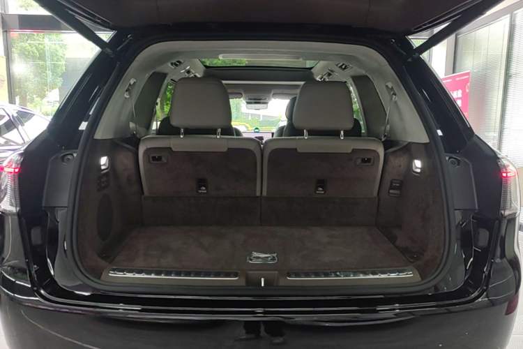 Used Hima AITO M9 2025 Extended-Range Ultra Version 52 kWh 6-Seater Trunk