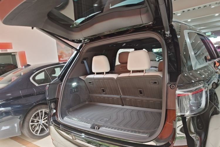 Used Hima AITO M9 2025 Extended-Range Ultra Version 52 kWh 6-Seater Trunk