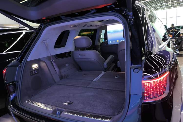 Used Hima AITO M9 2025 Extended-Range Ultra Version 52 kWh 6-Seater Trunk