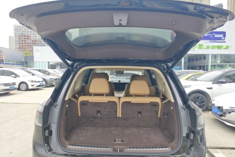 Used Hima AITO M9 2025 Extended-Range Max Version 52 kWh 6-Seater Edition Trunk