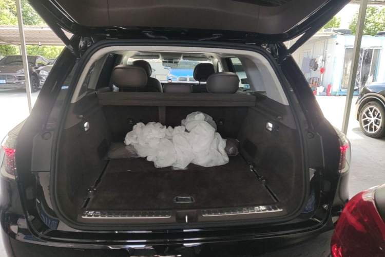 Used Hima AITO M9 2025 Model Range-Extended Max Edition 52kWh 5-seater (896-line LiDAR) Trunk