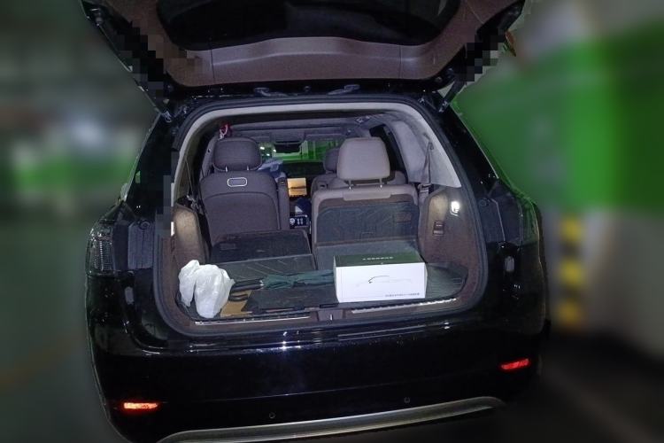 Used Hima AITO M9 2025 Extended-Range Ultra Version 52 kWh 6-Seater Trunk