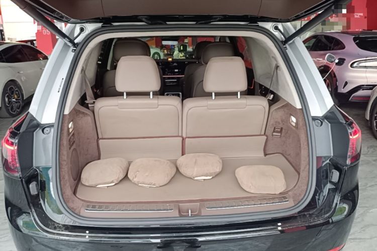 Used Hima AITO M9 2025 Extended-Range Ultra Version 52 kWh 6-Seater Trunk