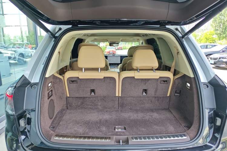 Used Hima AITO M9 2025 Extended-Range Ultra Version 52 kWh 6-Seater Trunk