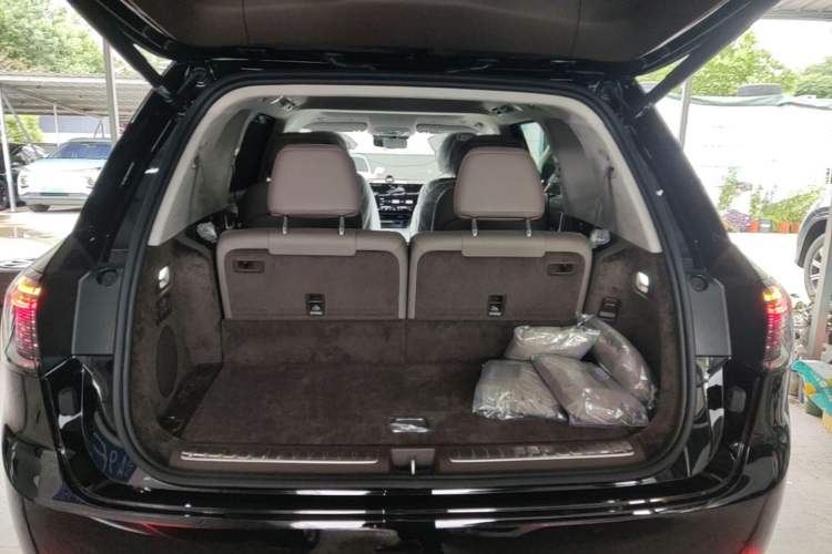Used Hima AITO M9 2025 Model Range-Extended Ultra Edition 52kWh 6-seater (896-line LiDAR) Trunk