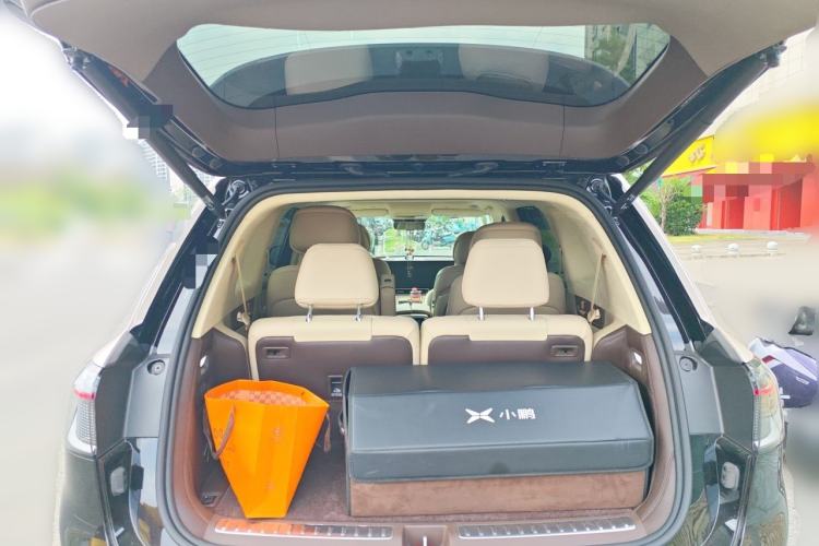 Used Hima AITO M9 2025 Extended-Range Max Version 52 kWh 6-Seater Edition Trunk