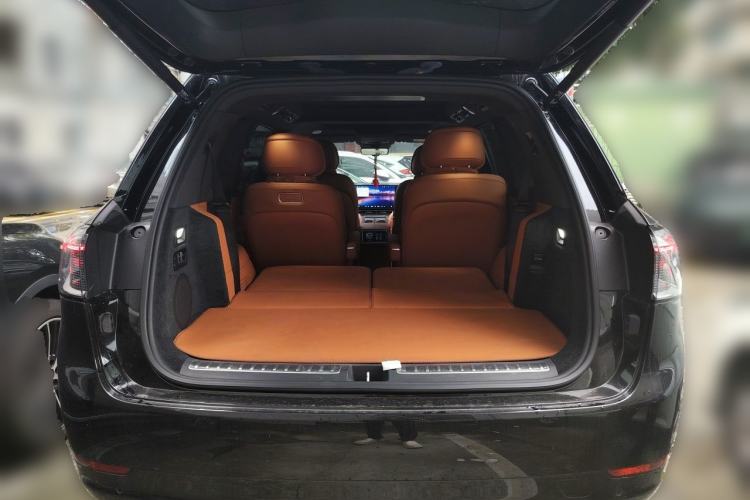 Used Hima AITO M9 2025 Extended-Range Ultra Version 52 kWh 6-Seater Trunk