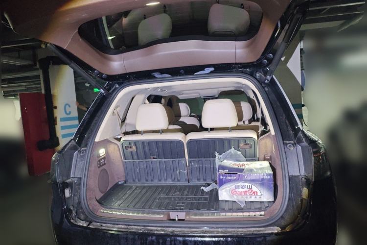 Used Hima AITO M9 2025 Extended-Range Ultra Version 52 kWh 6-Seater Trunk