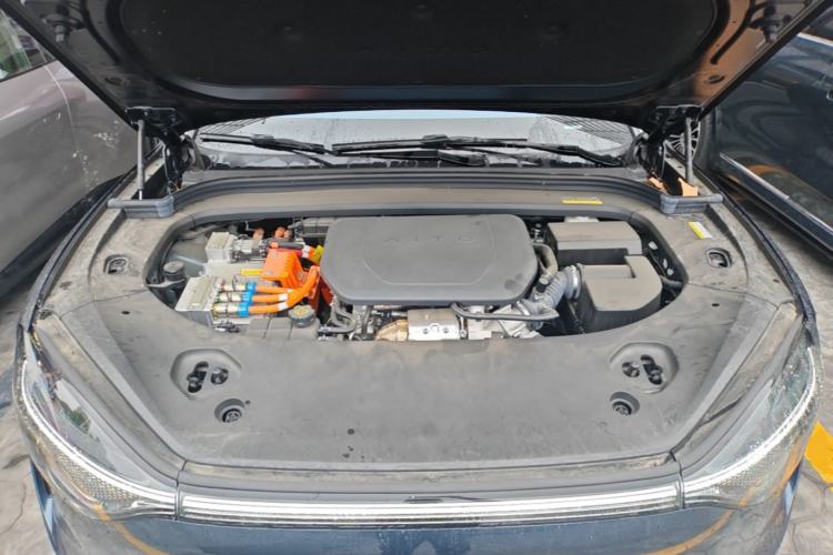 Used Hima AITO M9 2025 Extended-Range Ultra Version 52 kWh 6-Seater Engine Bay