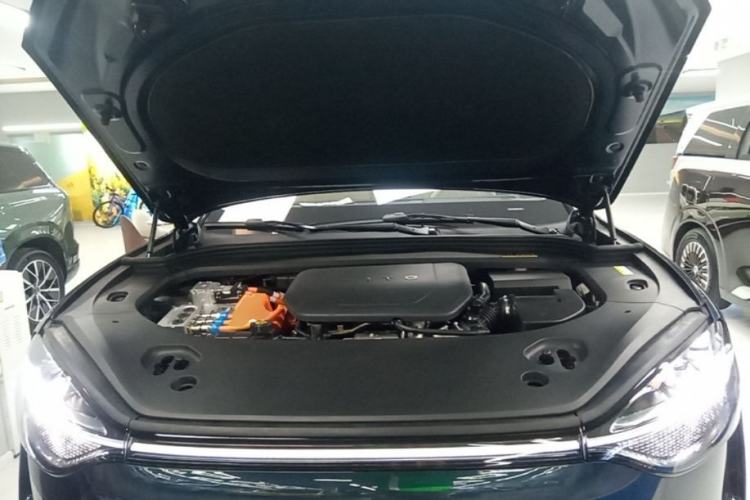 Used Hima AITO M9 2025 Extended-Range Ultra Version 52 kWh 6-Seater Engine Bay
