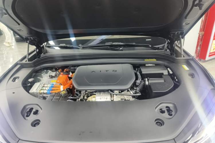 Used Hima AITO M9 2025 Extended-Range Ultra Version 52 kWh 6-Seater Engine Bay