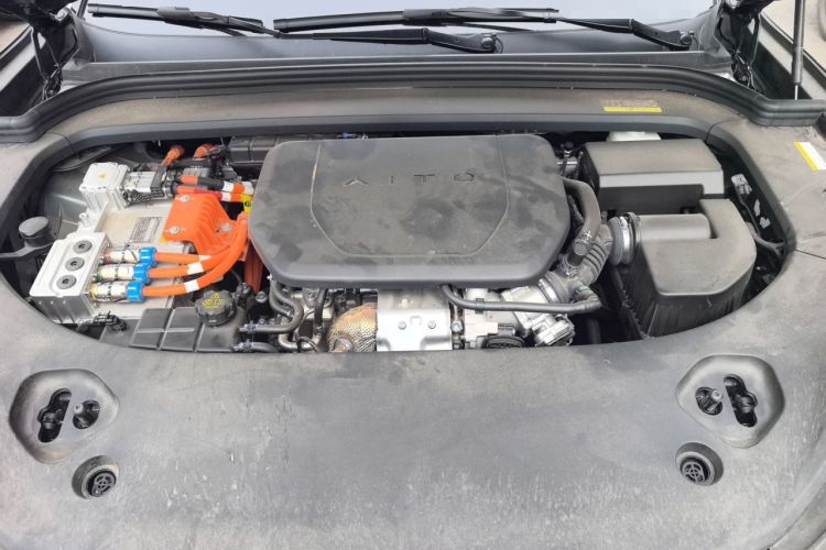 Used Hima AITO M9 2025 Extended-Range Ultra Version 52 kWh 6-Seater Engine Bay