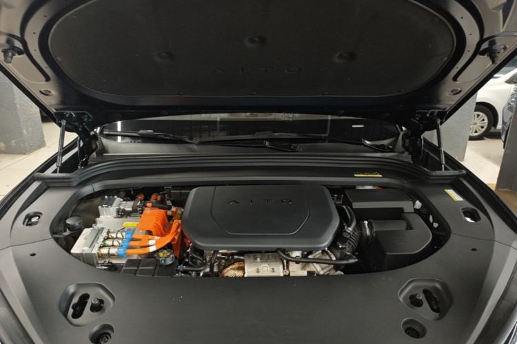 Used Hima AITO M9 2025 Extended-Range Ultra Version 52 kWh 6-Seater Engine Bay